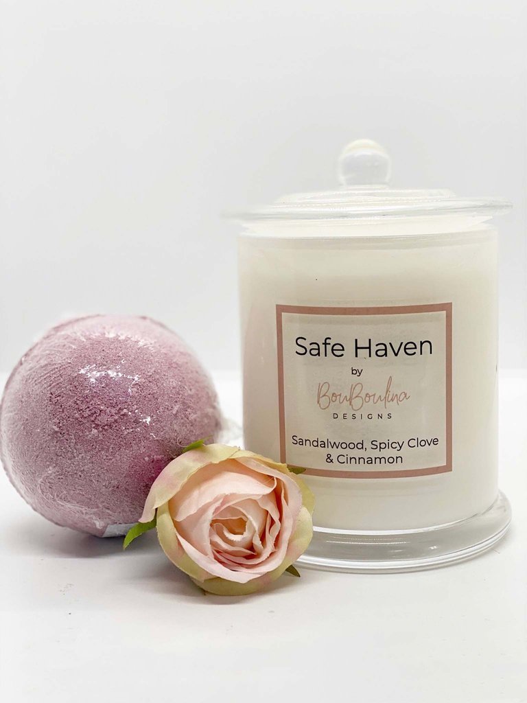 Bath Bombs - a bad mother's Day Gift because your Mum already has received so many of them
