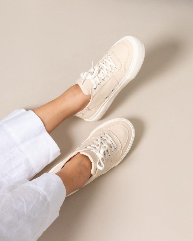 best white sneakers - collective canvas