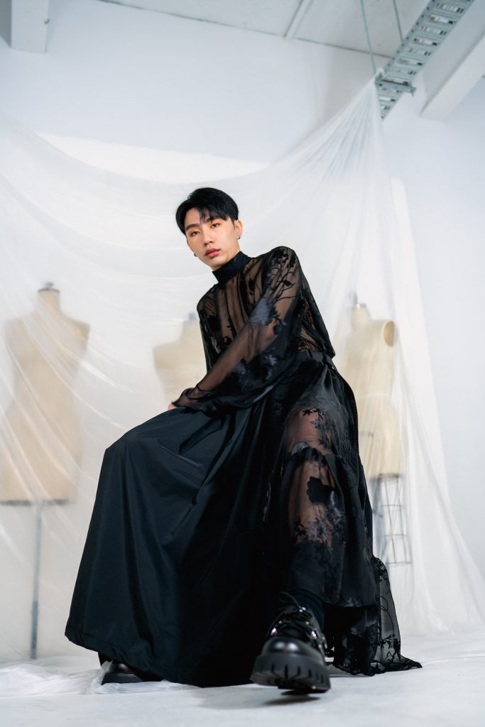 Fashion students Trinh Nguyen